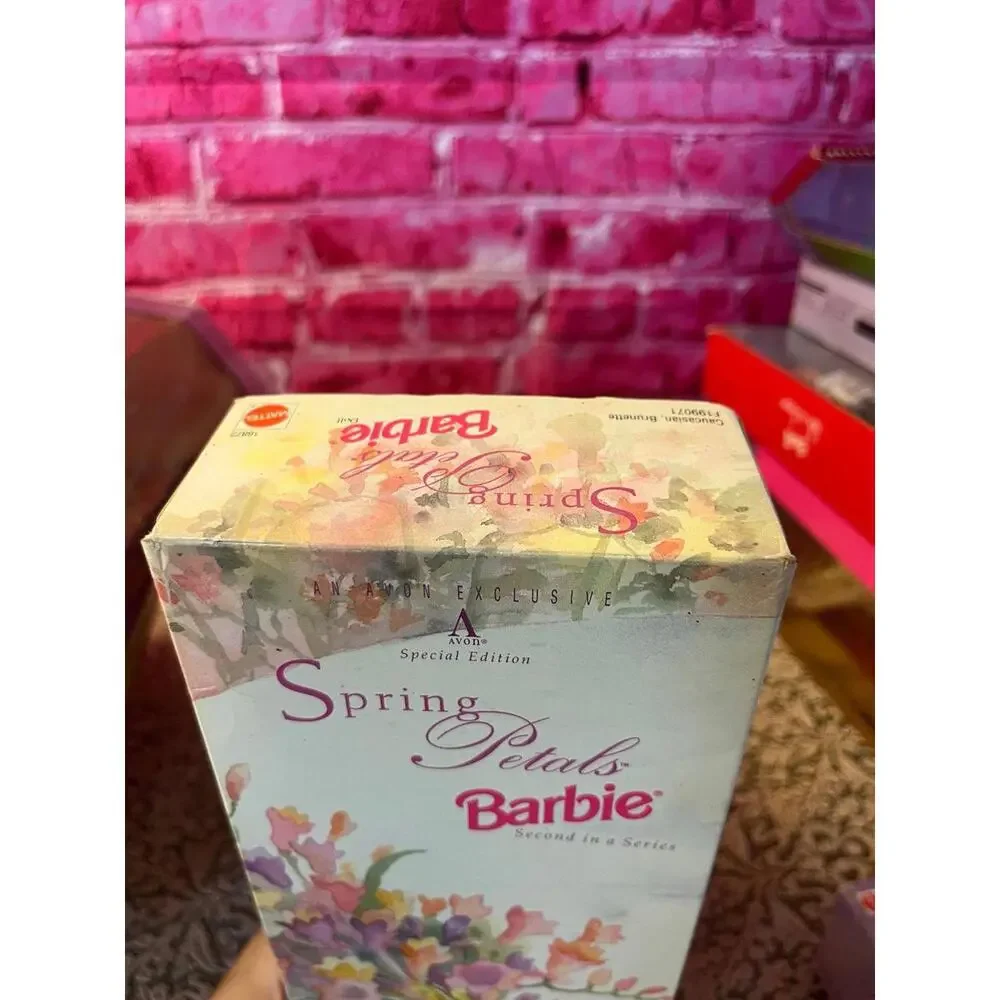1996 spring‎ petals barbie
